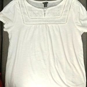 Women's Eddie Bauer Embroidered T-shirt